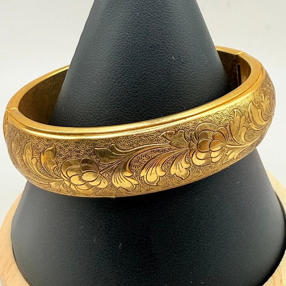 Vintage Gold Plated Chased Floral Hinged Bangle Bracelet Victorian Style